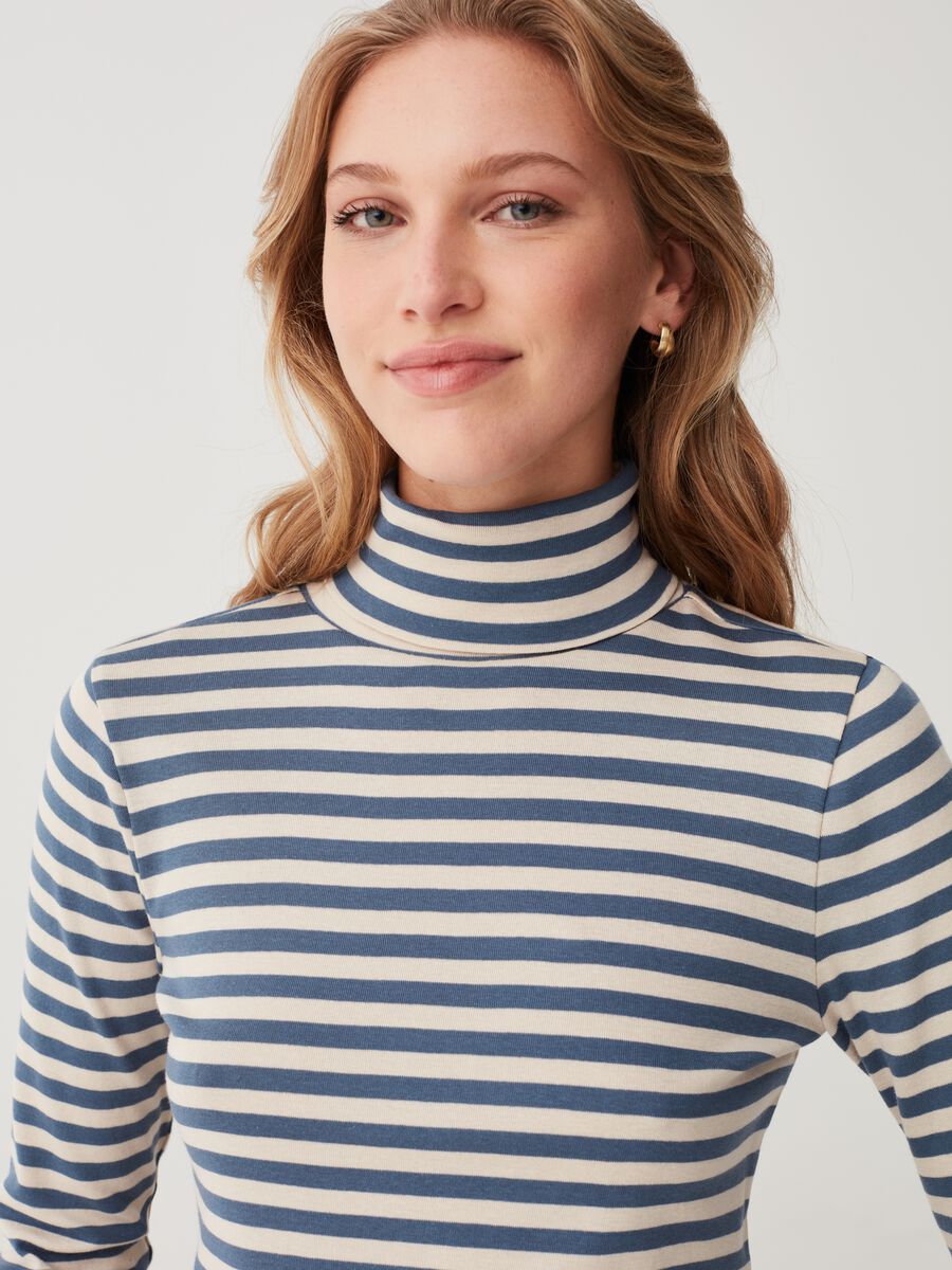 Striped T-shirt with high neck_1
