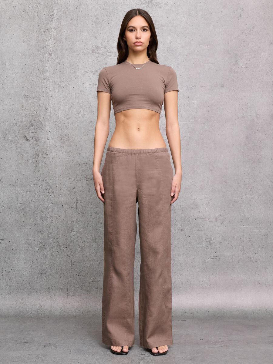 Camiseta crop mocha_4