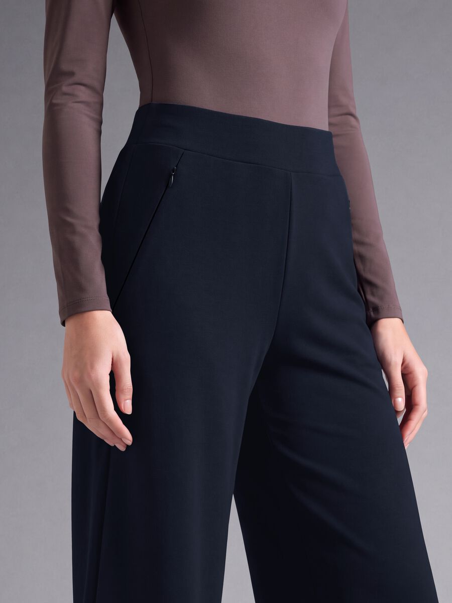Blaue Wide-Leg-Hose aus Stretchmaterial ALTAVIA STUDIO_4