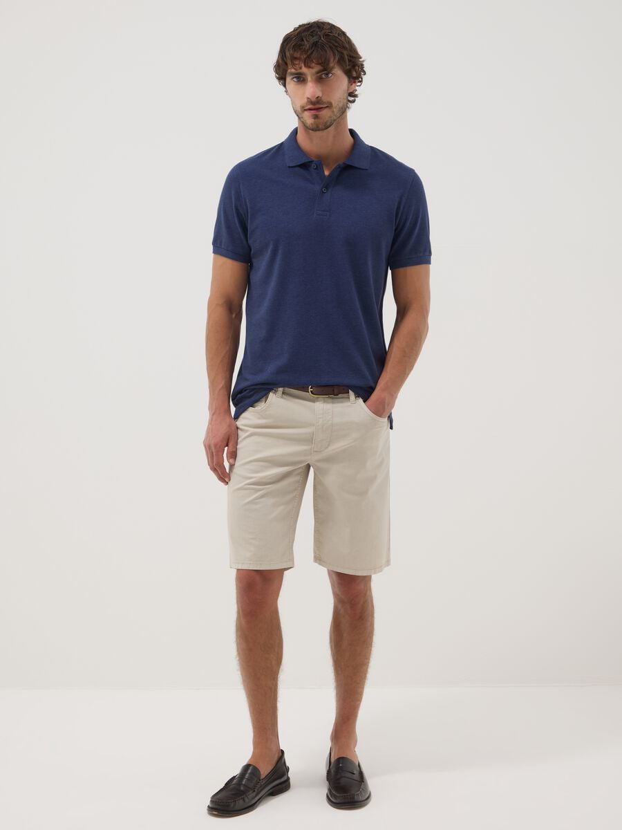Grey regular-fit stretch cotton Bermuda shorts_0
