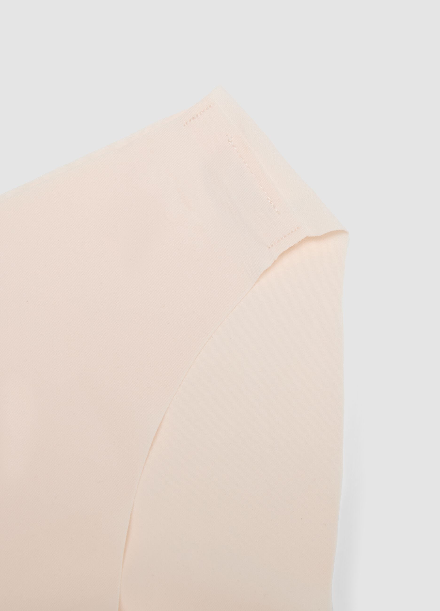 Rosa Slip aus Stretchmaterial mit Regular-Bund