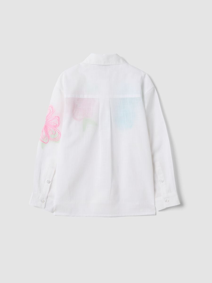 Camisa blanca de algod&oacute;n puro con bordados florales_4