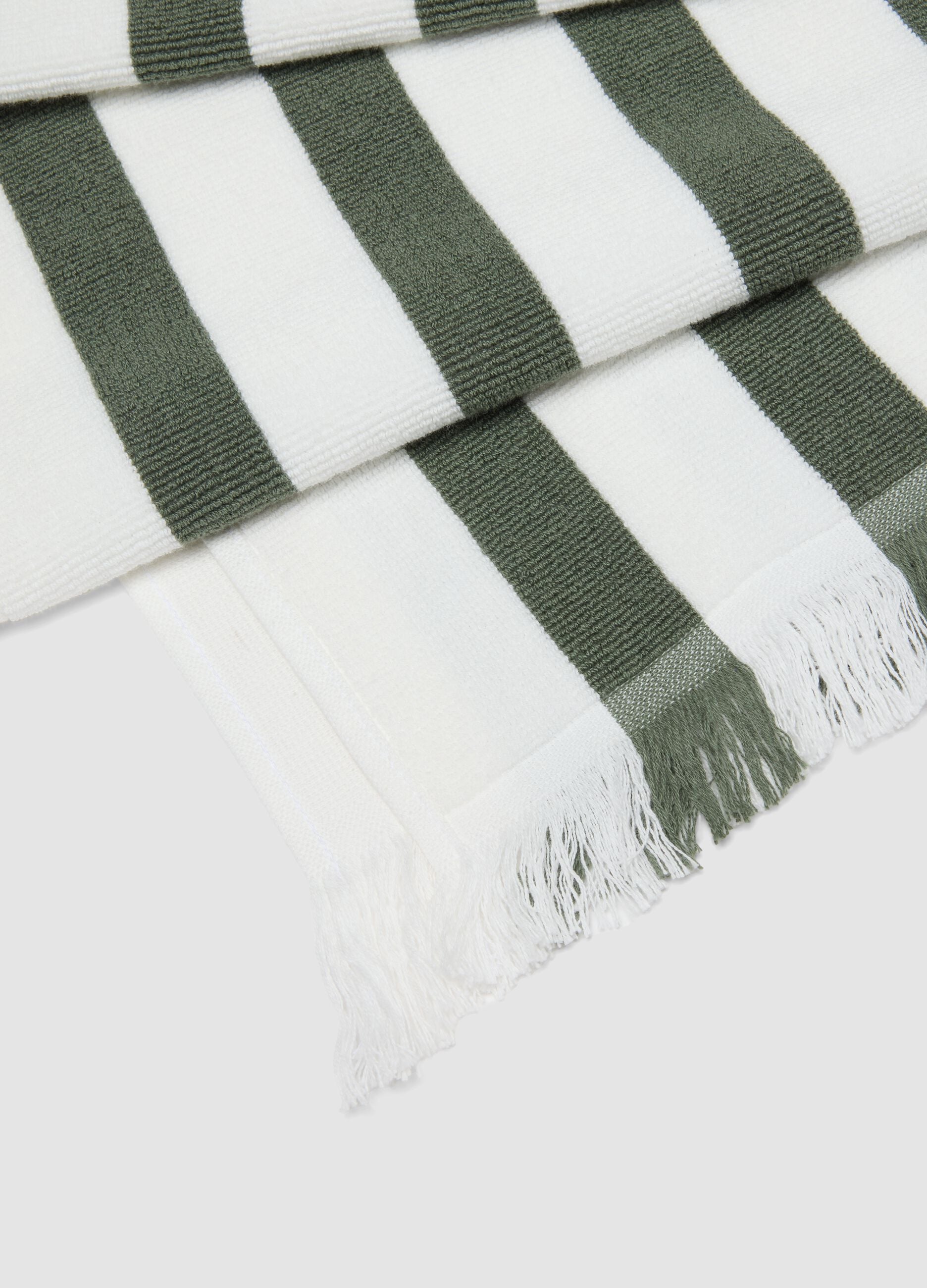 Telo mare multicolor in puro cotone a righe