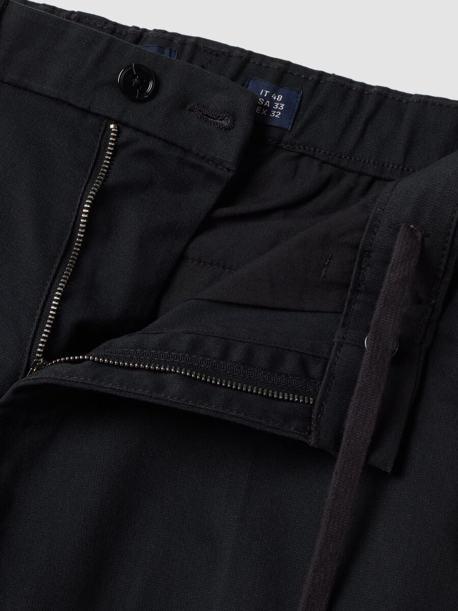 Grey slim-fit stretch twill chino trousers_5