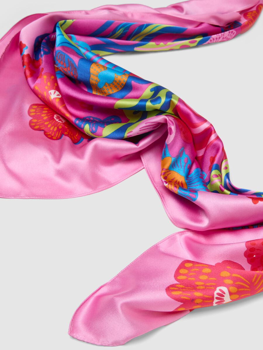 Lightweight Multicolour Scarf with Floral Print_2