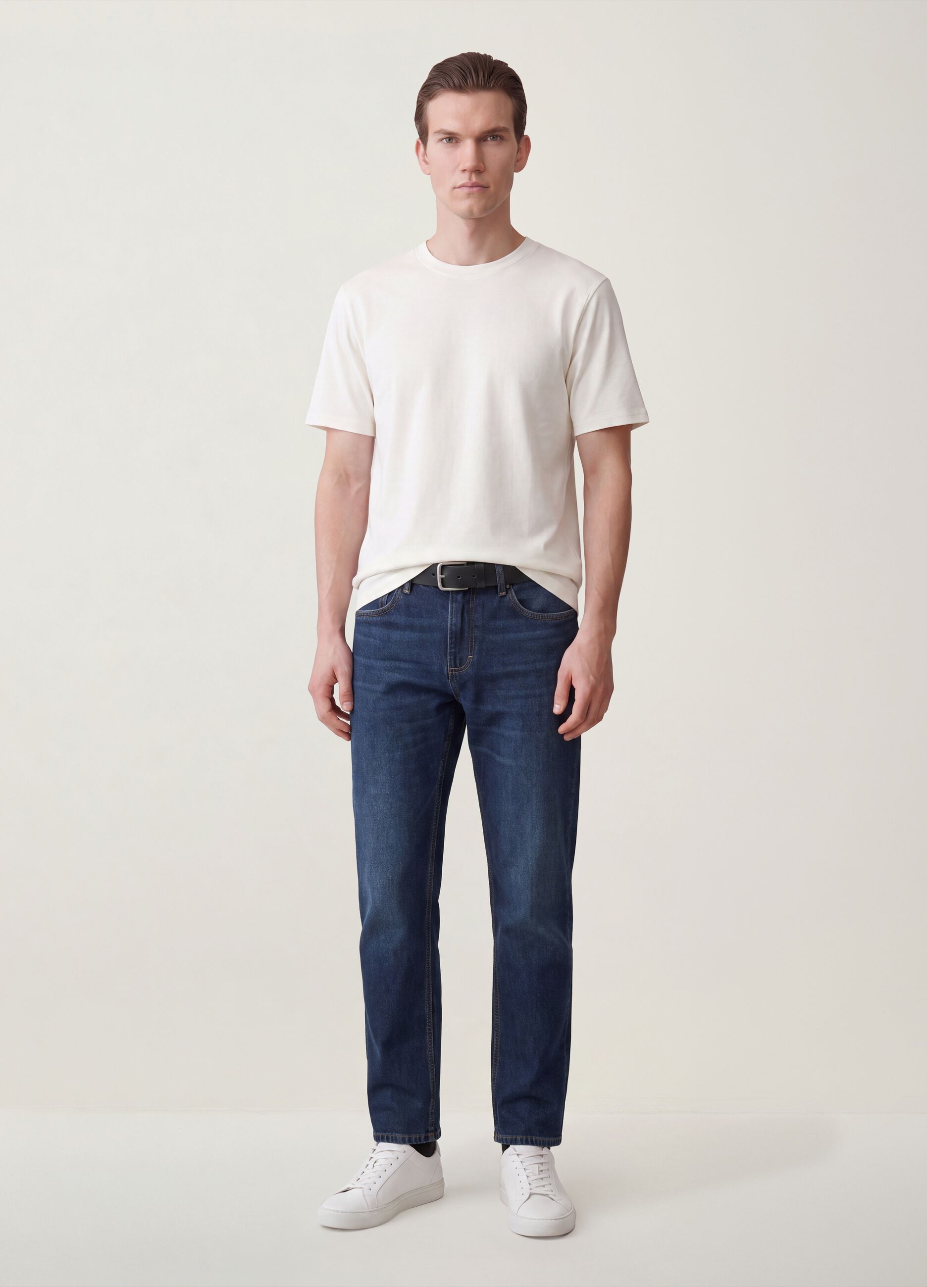 Jeans de ganga regular fit em algod&atilde;o puro