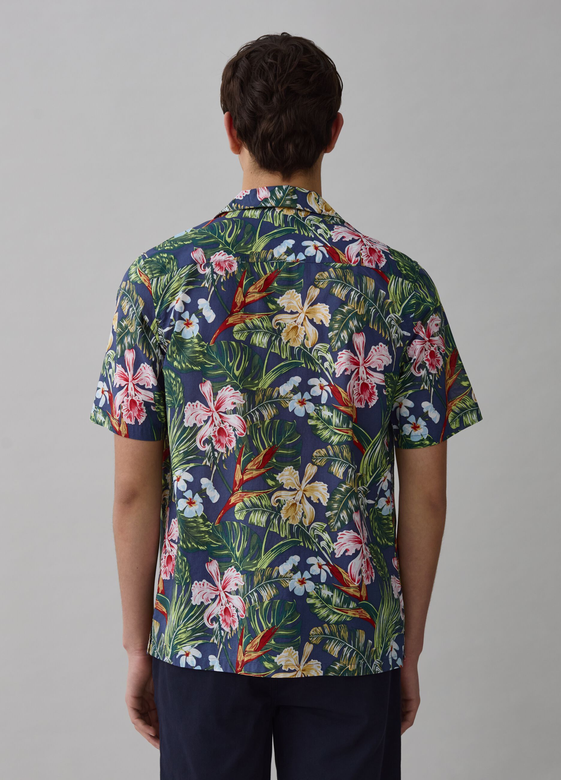 Camisa de manga corta estampado hawaiano