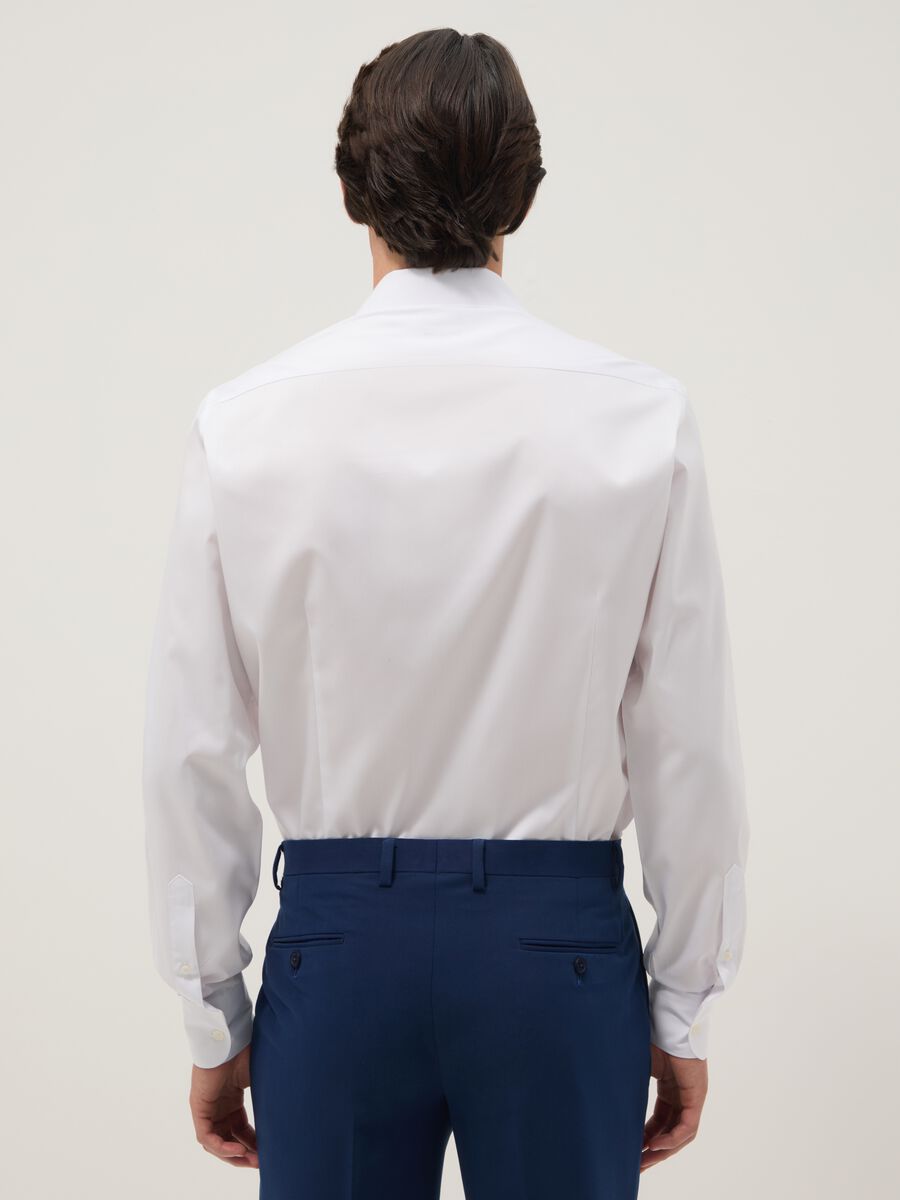 Slim fit white shirt with French collar_1