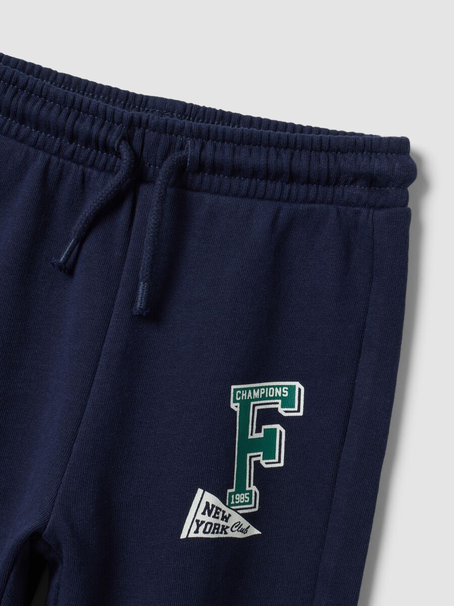 Conjunto de ch&aacute;ndal azul de algod&oacute;n puro con apliques deportivos para beb&eacute; ni&ntilde;o_3