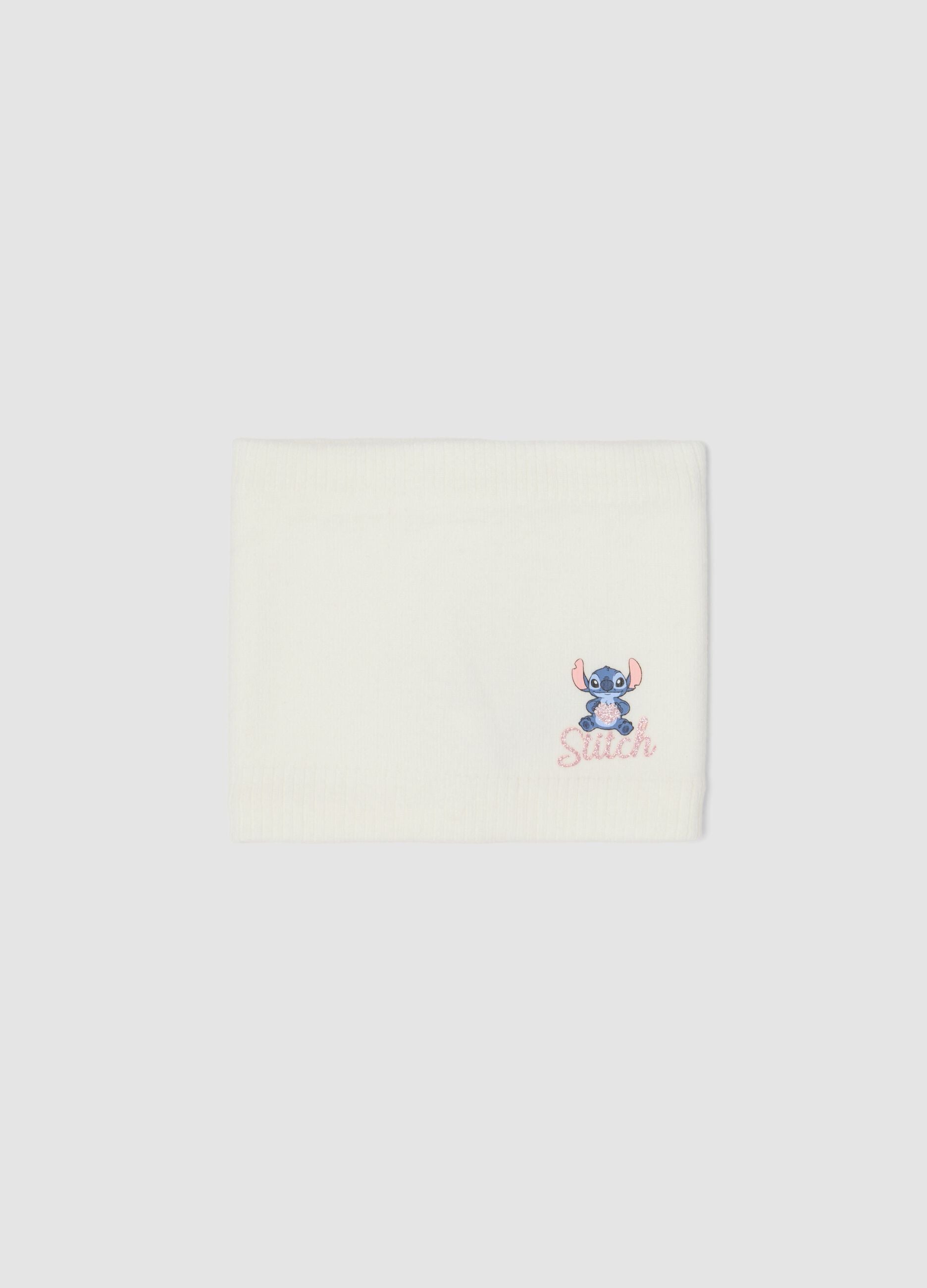Weisser Schal mit Stitch-Print
