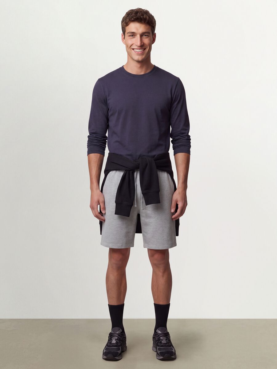 Grey long-sleeve crew-neck T-shirt in pure organic cotton_3