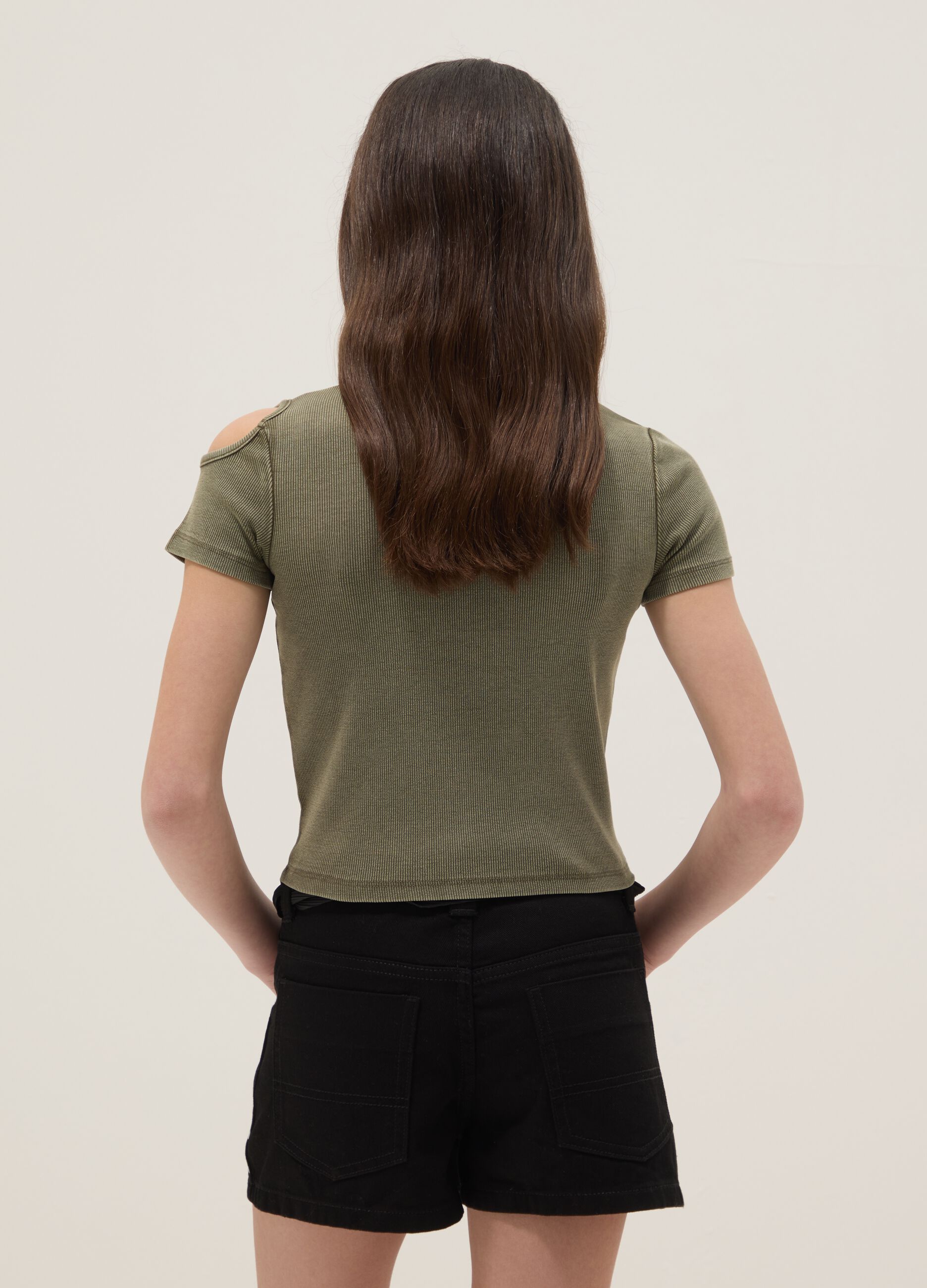 Green cut-out stretch cotton slim fit girl T-shirt