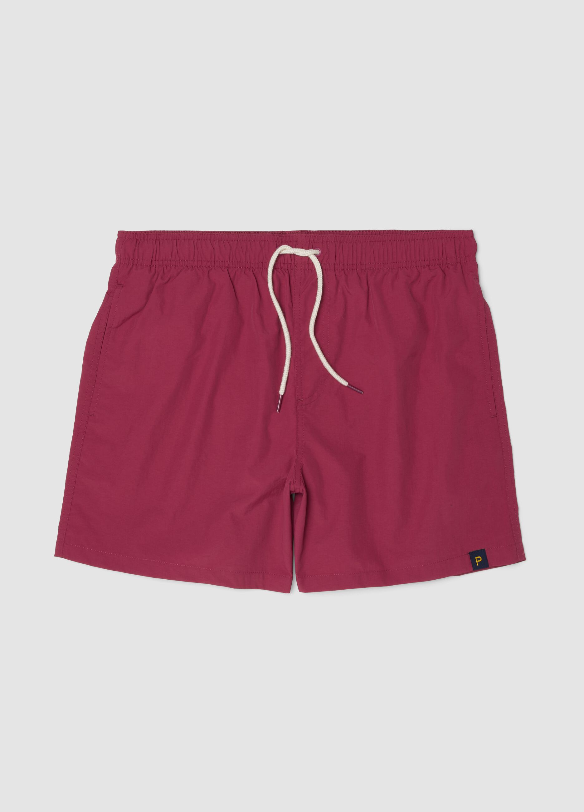 Rote Badeshorts mit elastischem Bund und Kordelzug