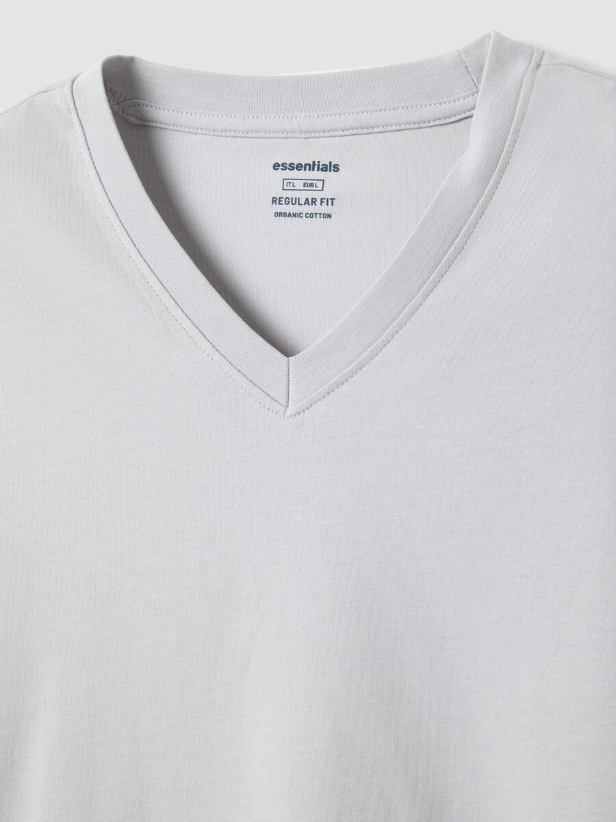 Grey pure cotton regular fit V-neck T-shirt_5