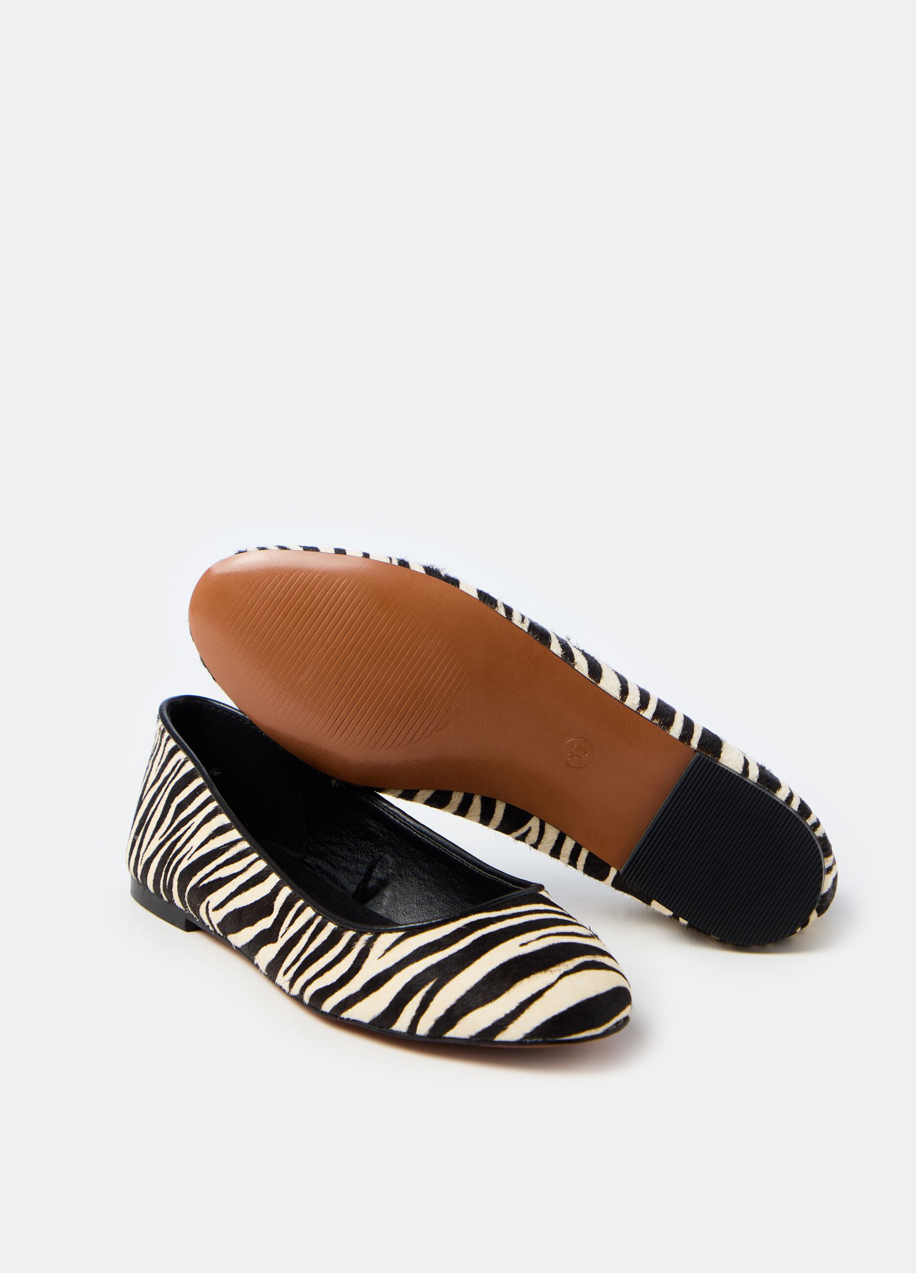 ugg zebra flats