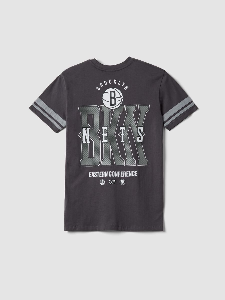 T-shirt in puro cotone grigia da ragazzo relaxed fit Brooklyn Nets_1