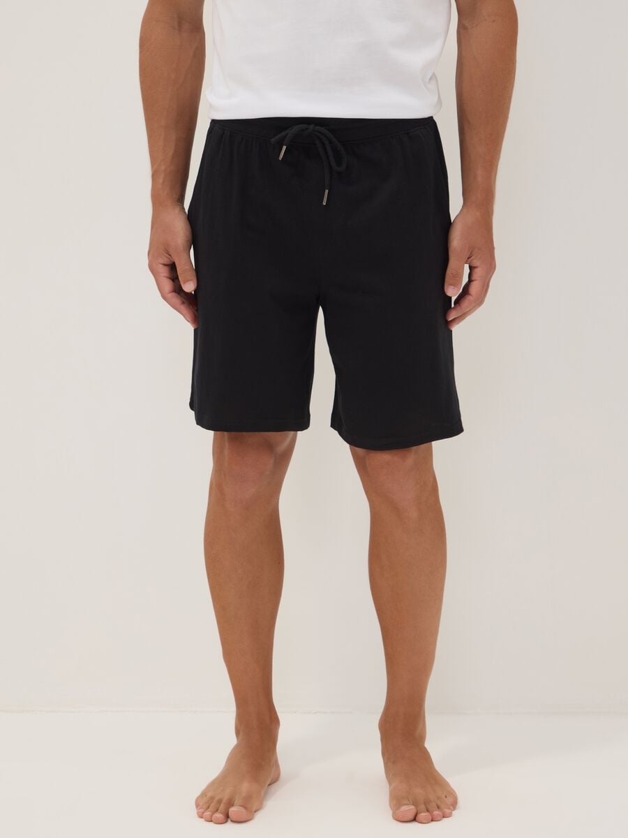 Schwarze Pyjama-Shorts aus Bio-Baumwolle_1