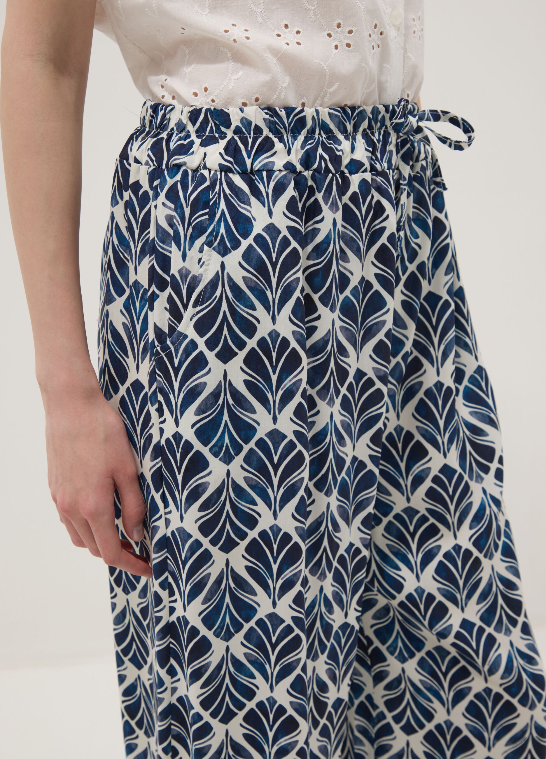 Blue pure viscose wide-leg patterned trousers, regular fit