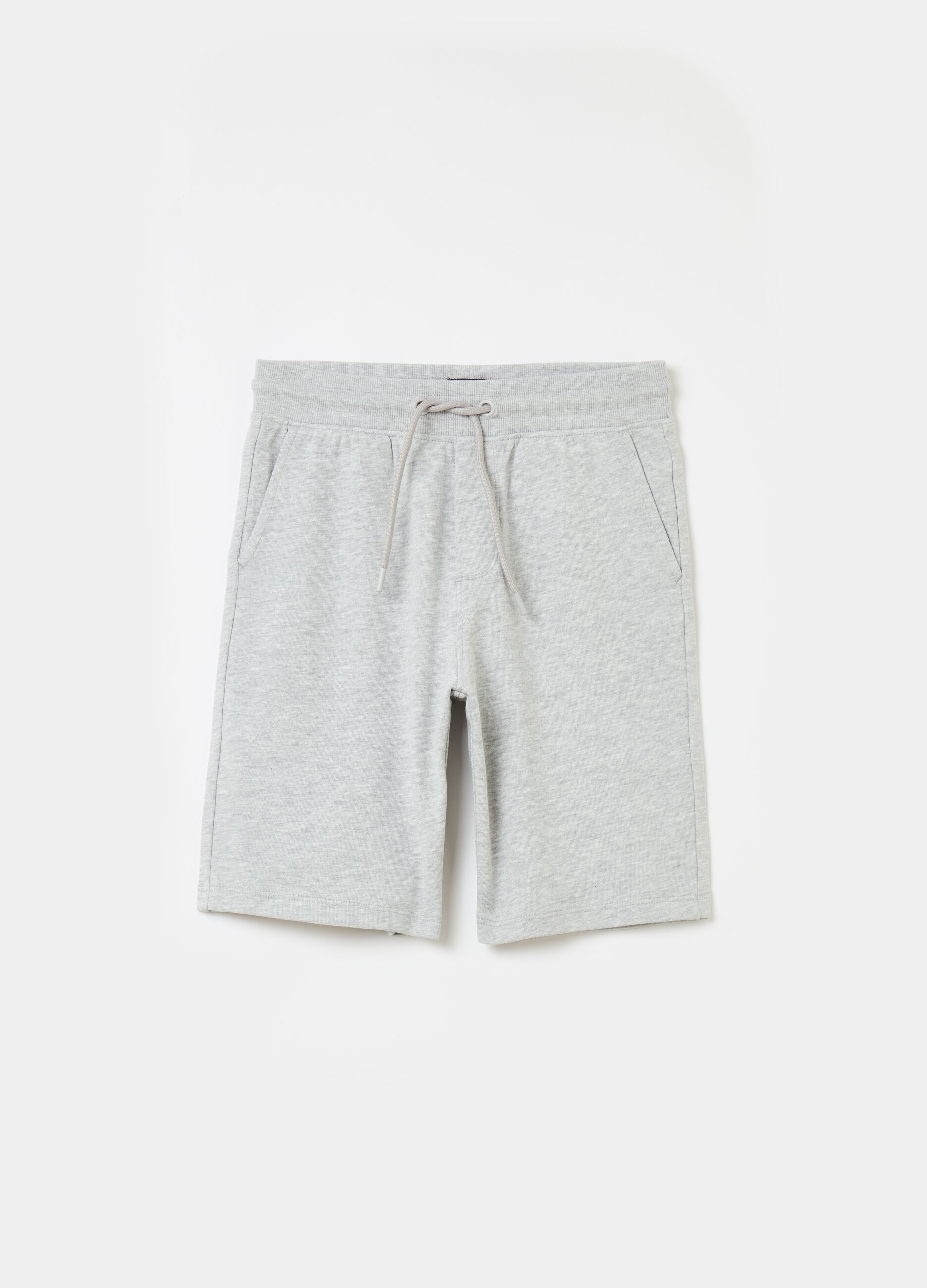 Essential Bermuda shorts in organic cotton