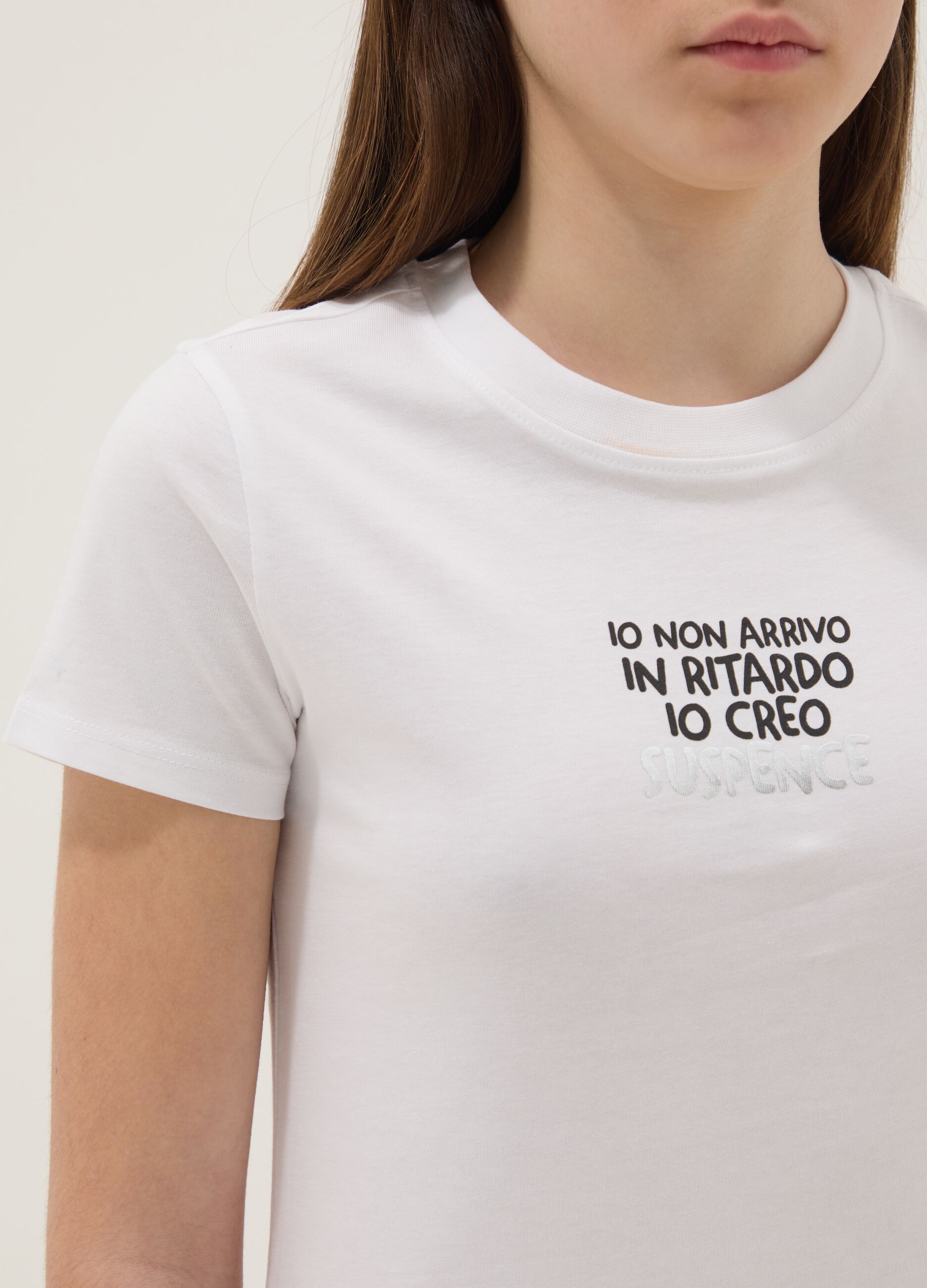 T-shirt branca de puro algod&atilde;o para meninas, ajuste regular com frase