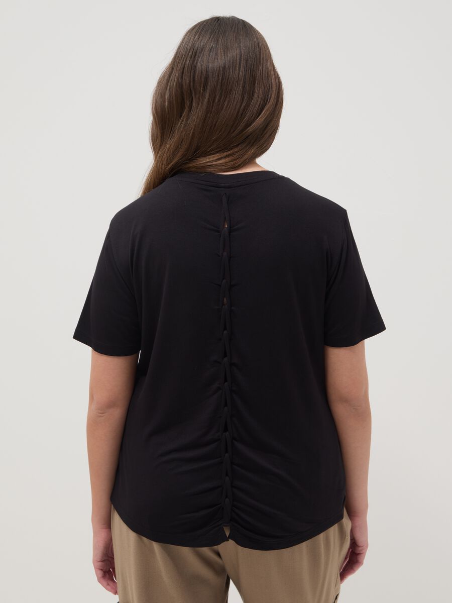 Schwarzes Regular Fit T-Shirt aus Stretch-Viskose mit Kordelverschluss_3