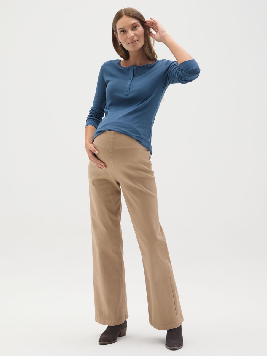 Long-sleeve blue maternity T-shirt with stretch fabric_1