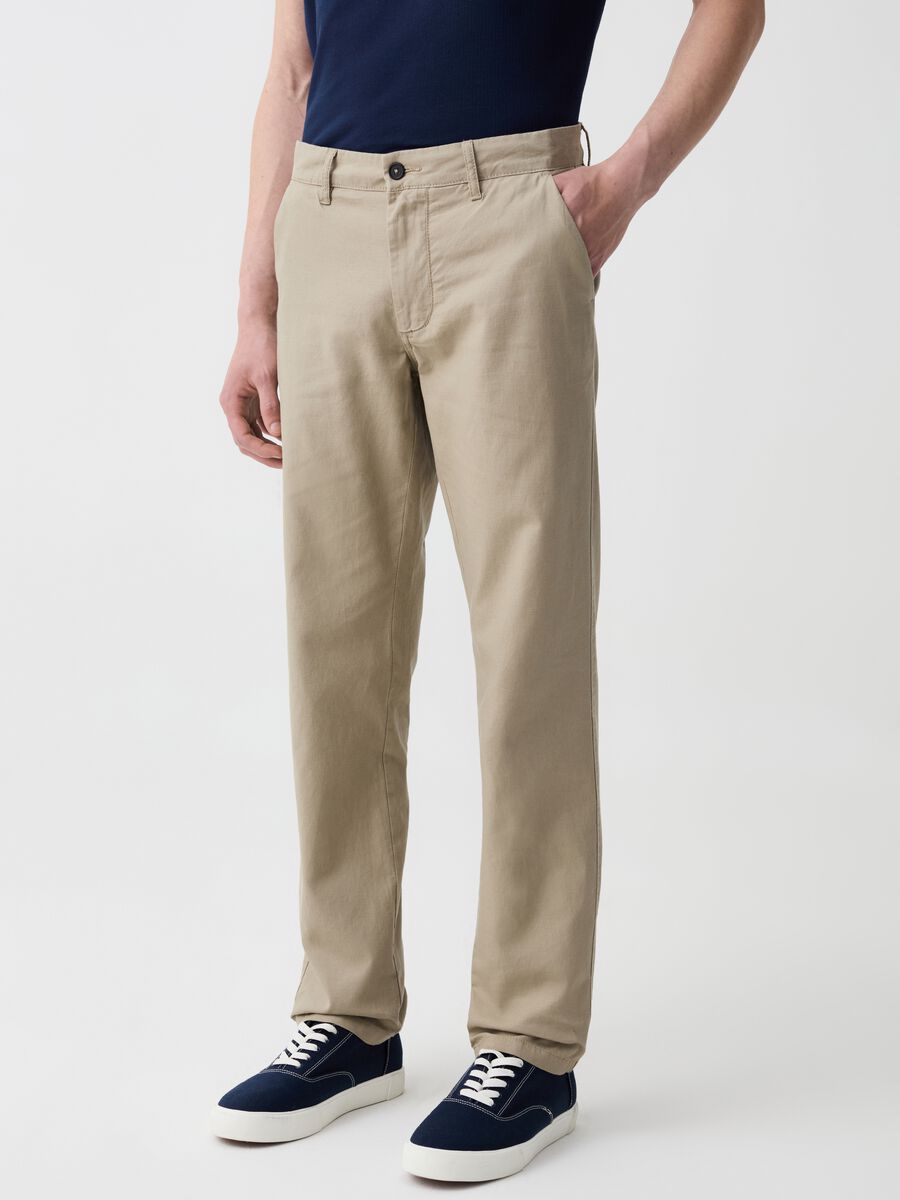 Pantalone chino in lino e cotone_1