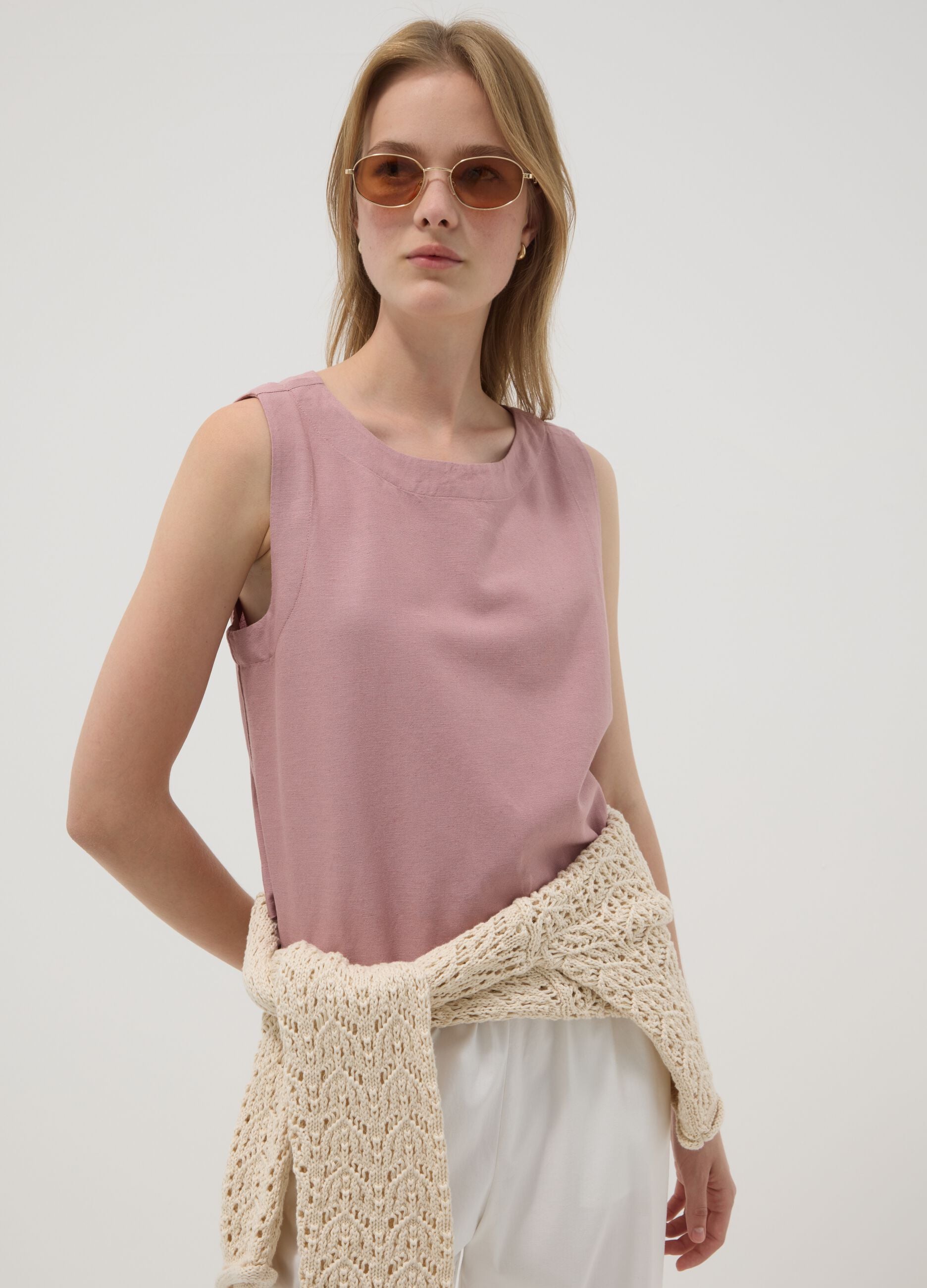 Top rose en m&eacute;lange viscose, coton et lin, coupe regular