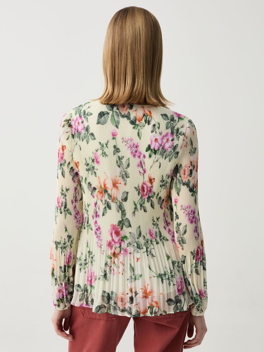 Pleated blouse with floral print_2