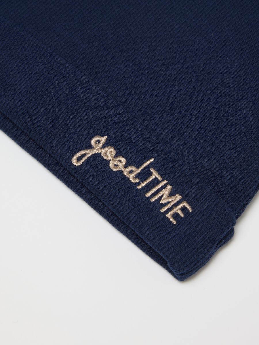 &Mu;&pi;&lambda;&epsilon; &beta;&rho;&epsilon;&phi;&iota;&kappa;ό &sigma;&kappa;&omicron;&upsilon;&phi;ά&kappa;&iota; &alpha;&pi;ό &epsilon;&lambda;&alpha;&sigma;&tau;&iota;&kappa;ό &beta;&alpha;&mu;&beta;ά&kappa;&iota; &mu;&epsilon; &alpha;&upsilon;&tau;&iota;ά_1