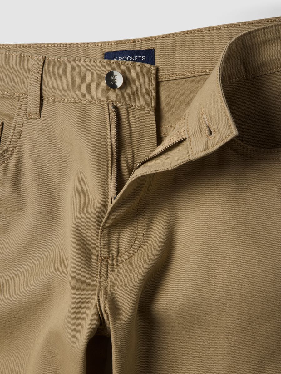 Beige pure cotton regular-fit shorts_5