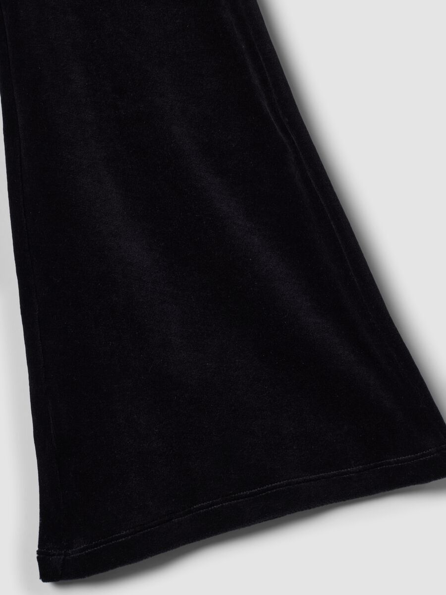 Pantal&oacute;n acampanado de velour negro_5