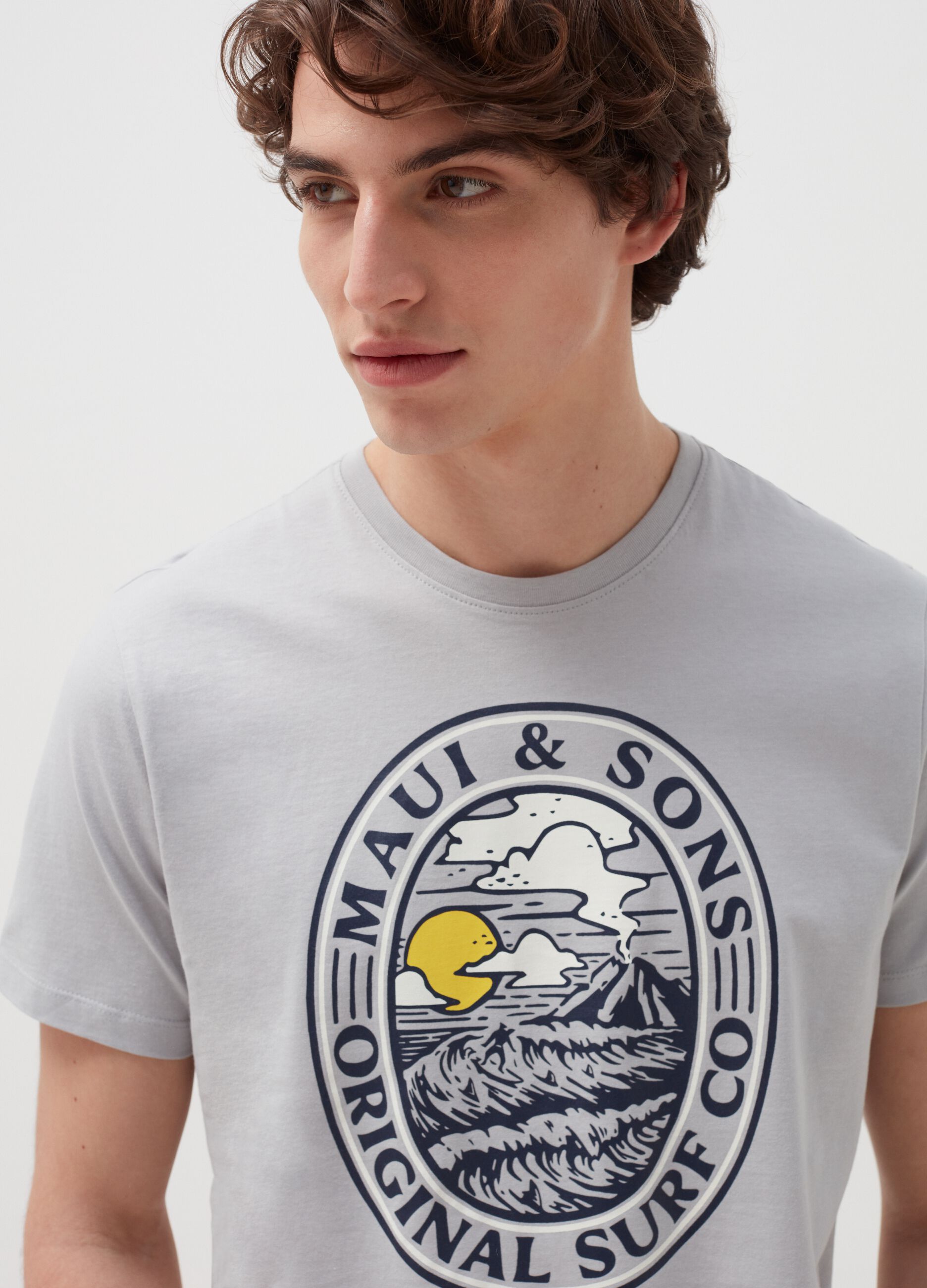 Cotton T-shirt with Maui and Sons surf print