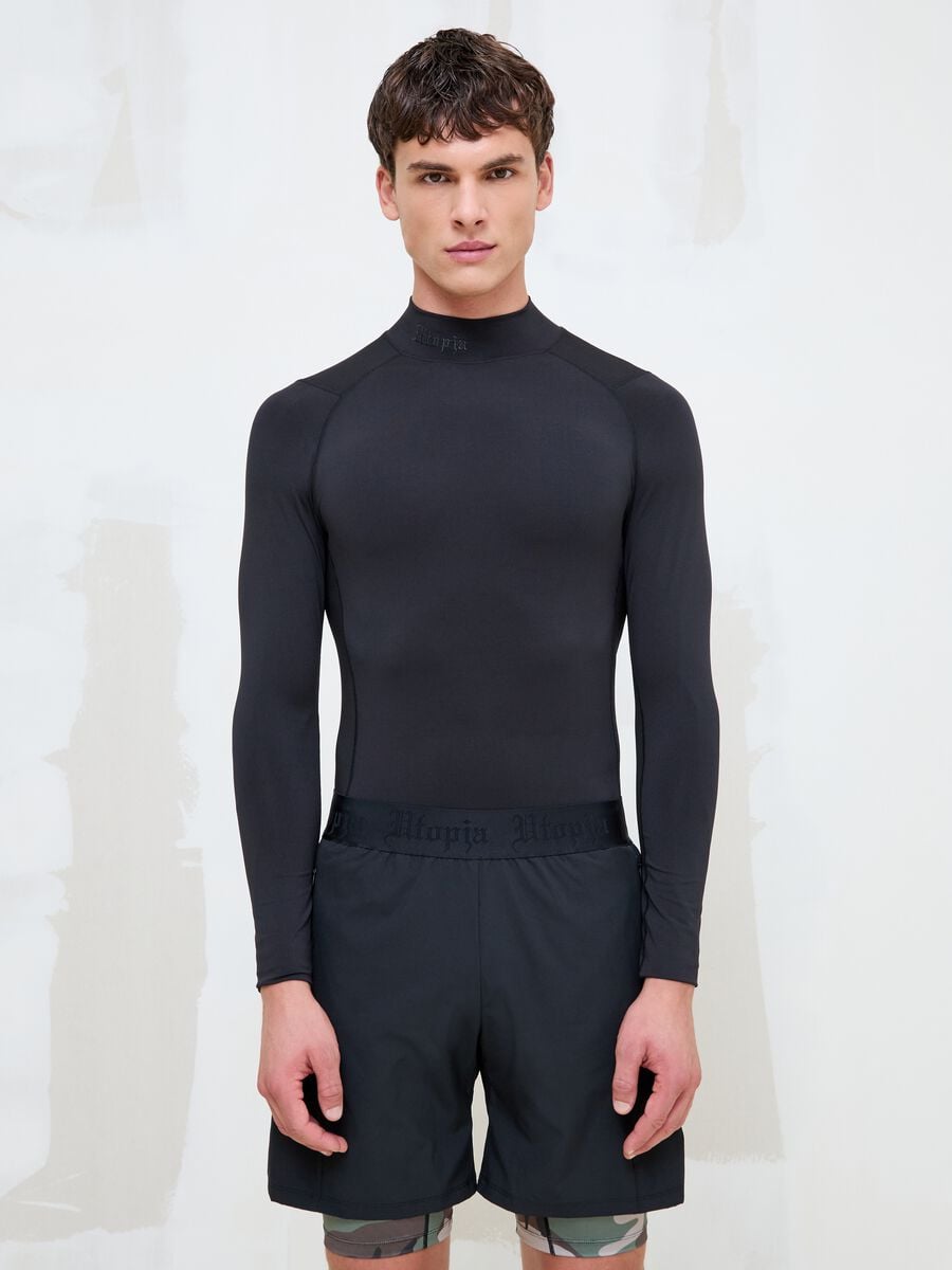 Black Technical Mock-Neck Longsleeve_3