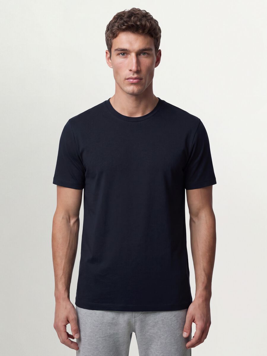 &Mu;&alpha;ύ&rho;&omicron; slim-fit &kappa;&omicron;&nu;&tau;&omicron;&mu;ά&nu;&iota;&kappa;&omicron; T-shirt &alpha;&pi;ό &omicron;&rho;&gamma;&alpha;&nu;&iota;&kappa;ό &beta;&alpha;&mu;&beta;ά&kappa;&iota;_0