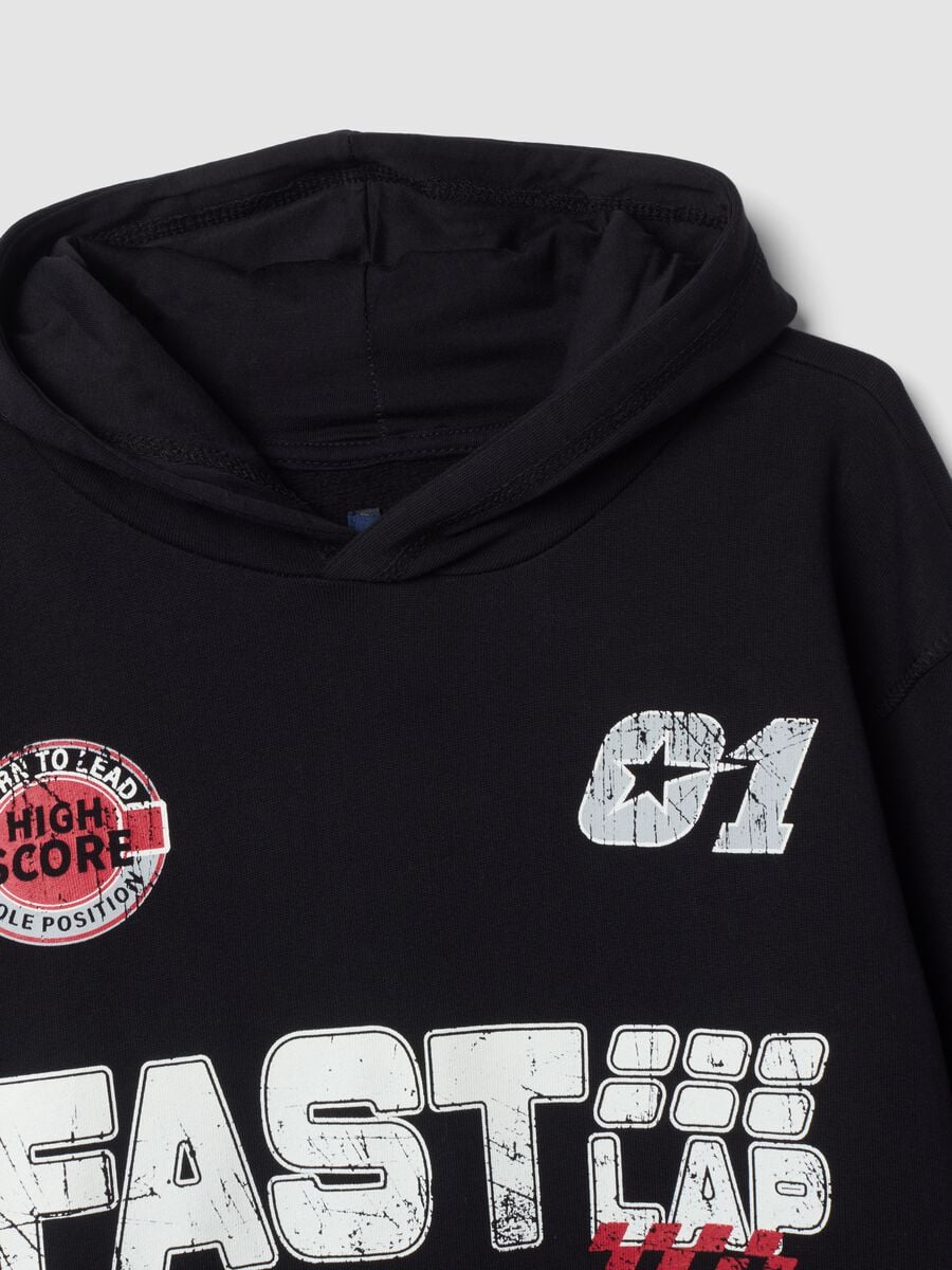 Black organic cotton hoodie with racing prints, relaxed fit_2