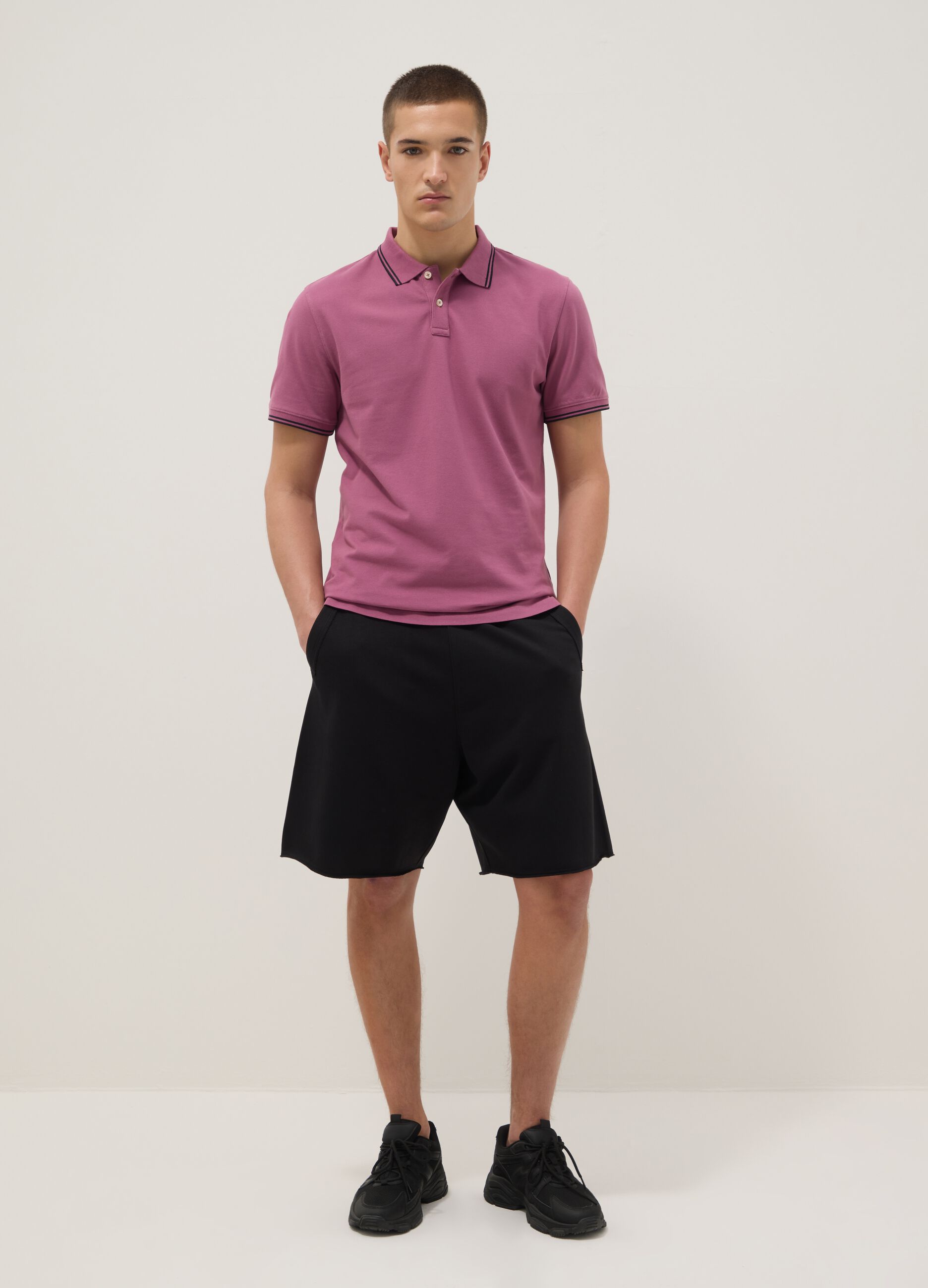 Black relaxed-fit cotton-blend shorts