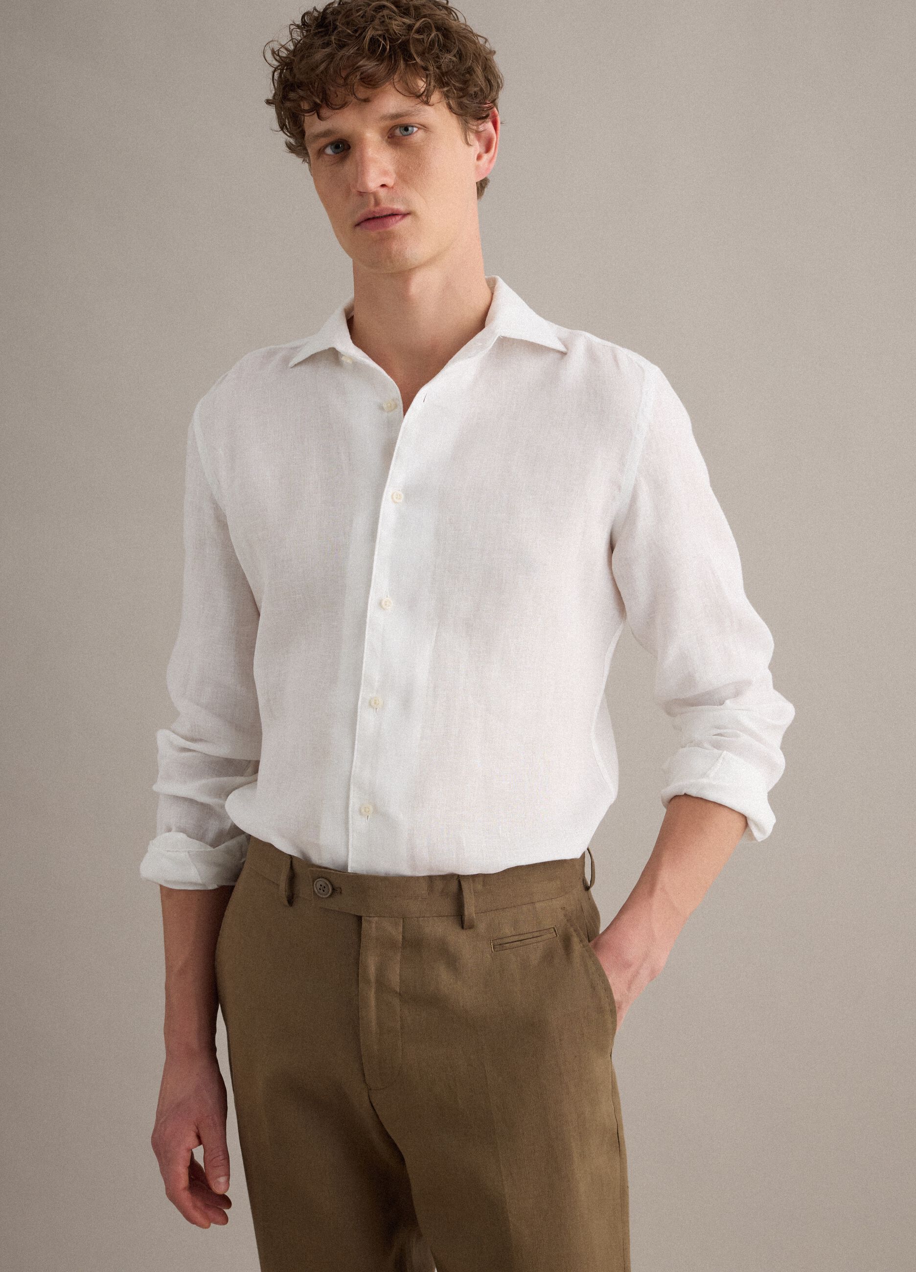 &Lambda;&epsilon;&upsilon;&kappa;ό &pi;&omicron;&upsilon;&kappa;ά&mu;&iota;&sigma;&omicron; &alpha;&pi;ό &kappa;&alpha;&theta;&alpha;&rho;ό &lambda;&iota;&nu;ό &mu;&epsilon; &mu;&alpha;&kappa;&rho;&iota;ά &mu;&alpha;&nu;ί&kappa;&iota;&alpha; &kappa;&alpha;&iota; &sigma;&tau;&epsilon;&nu;ή &epsilon;&phi;&alpha;&rho;&mu;&omicron;&gamma;ή