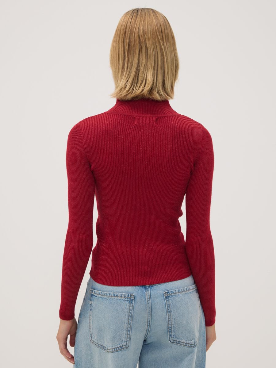 Red ribbed viscose-blend top with high neck_3