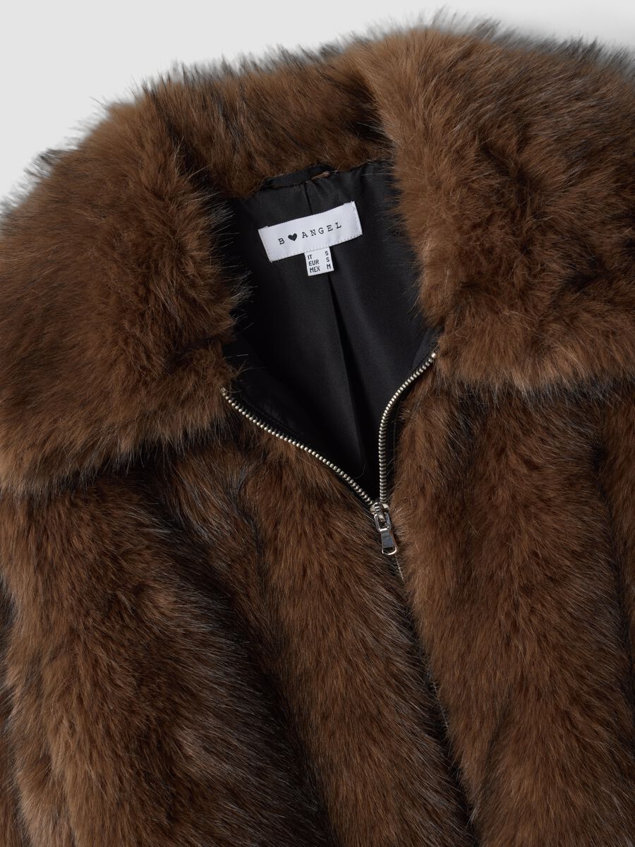 Brown zip-up jacket_1