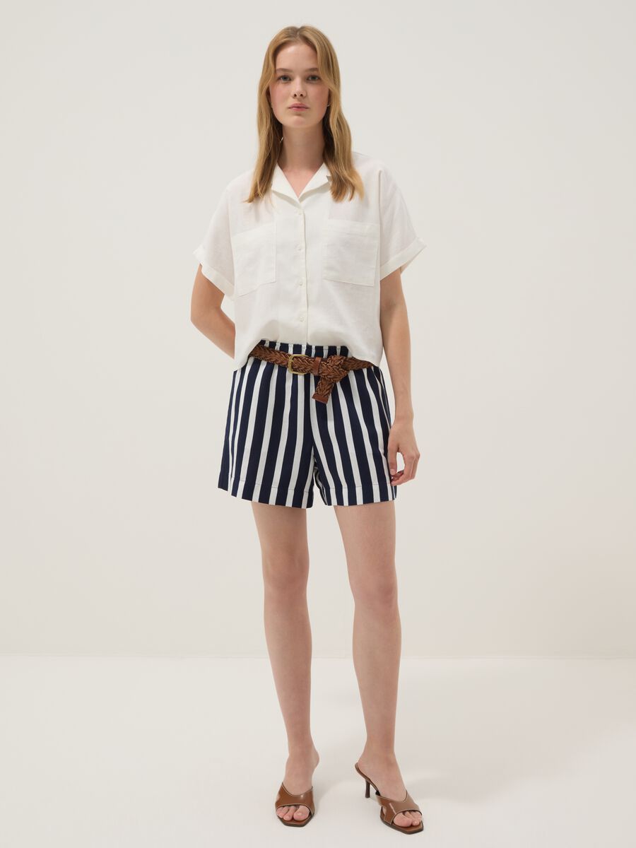 Multicolour striped linen-viscose blend shorts with elasticated waist, regular fit_0