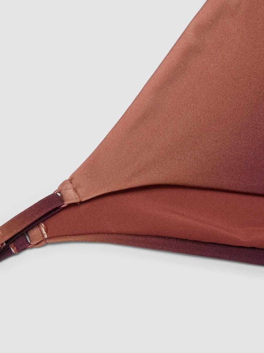 Braunes Bikinih&ouml;schen aus Stretchstoff mit Ombr&eacute;-Effekt_1