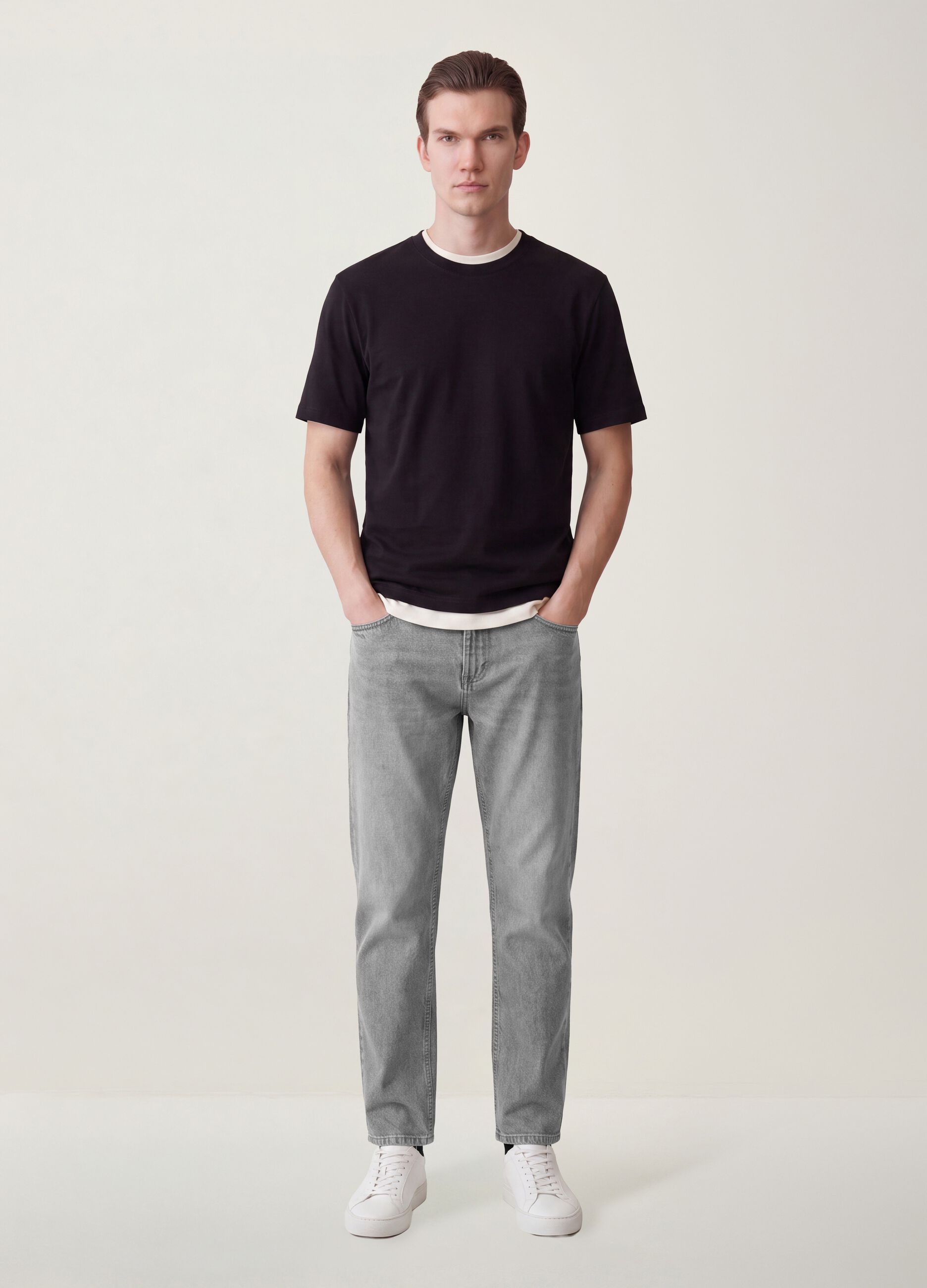 Graue Denim-Jeans aus reiner Baumwolle, Regular Fit