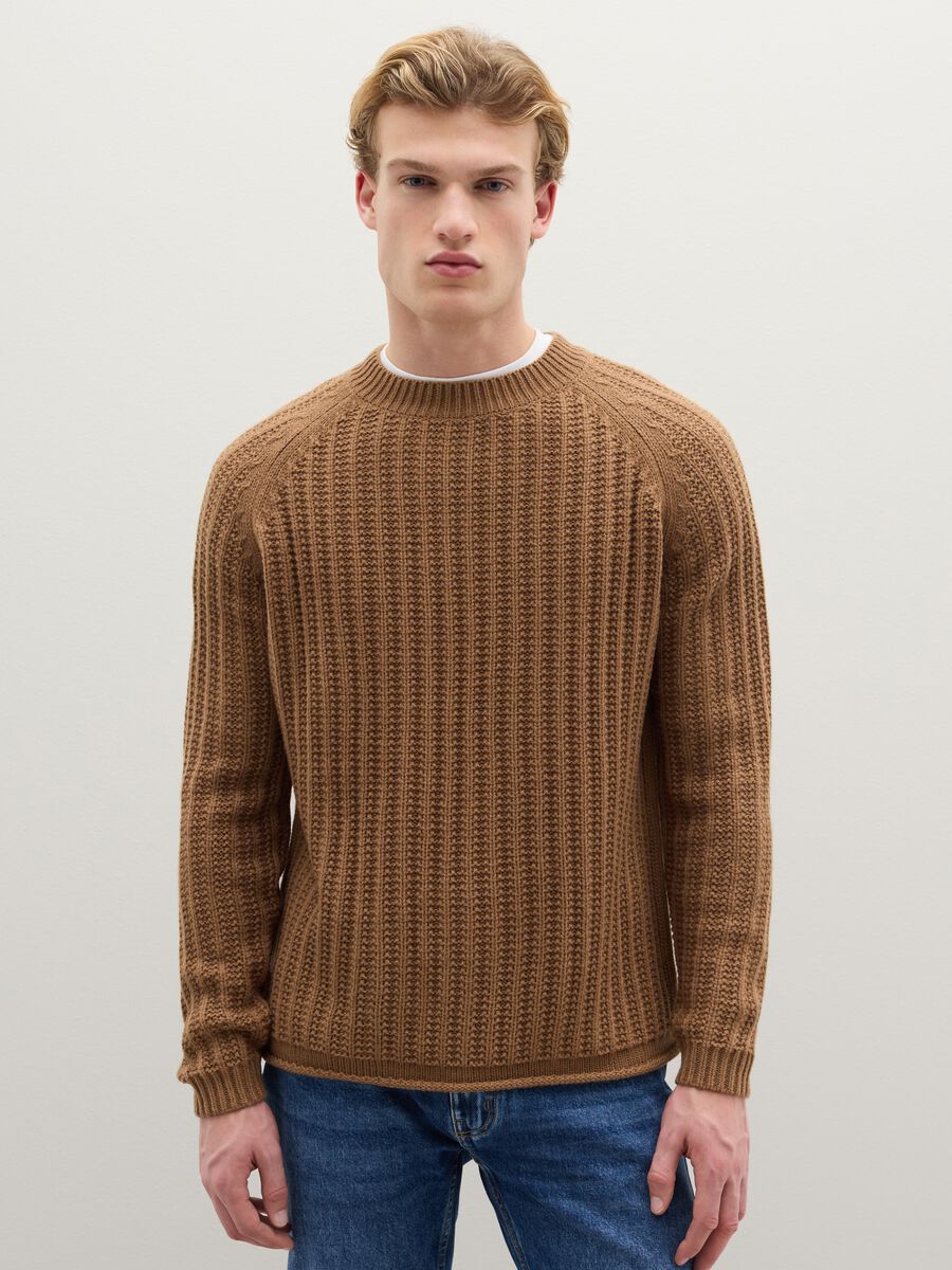Brown crew-neck regular fit sweater with knitted pattern_1