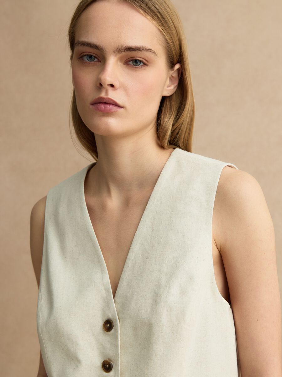 Beige slim fit viscose and linen mix waistcoat_0