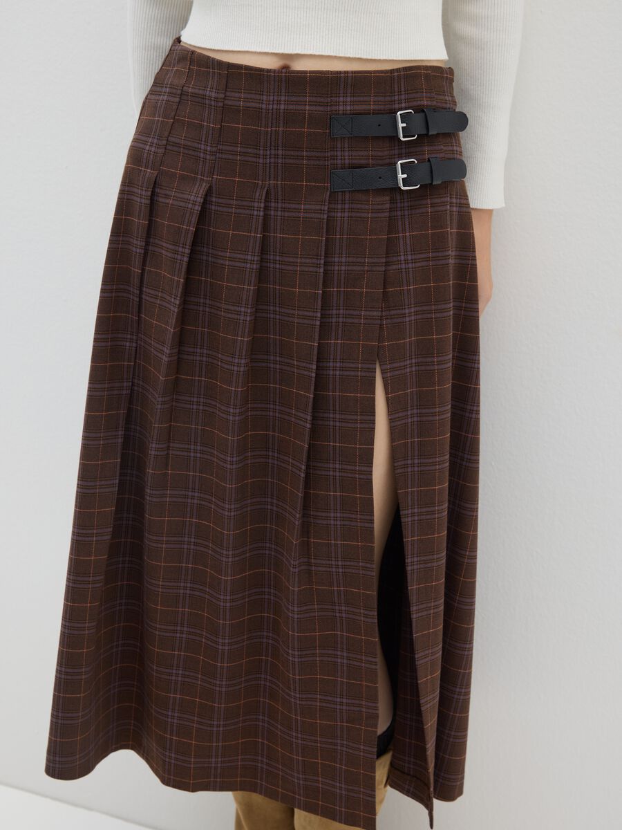 Brown Checked Long Skirt with Buckles_3
