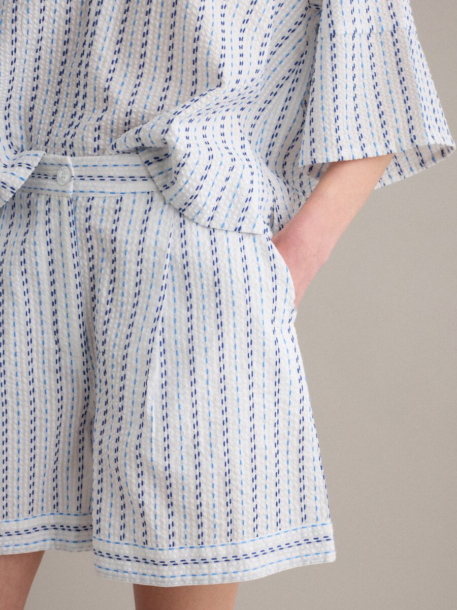 White pure cotton striped shorts_3