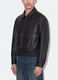 Casaco preto cropped com fecho e bolsos com pala, corte oversized_3