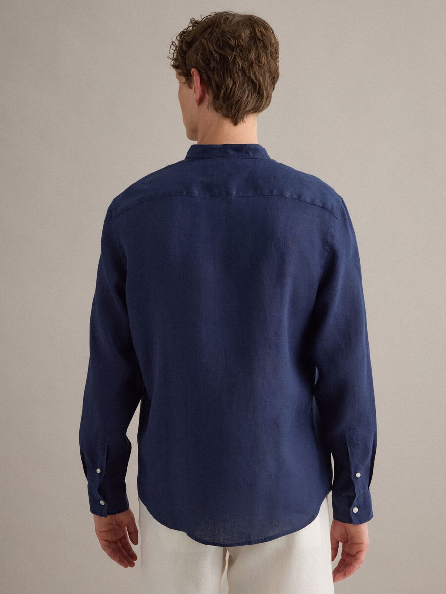Blue pure linen shirt with band collar, regular fit_3