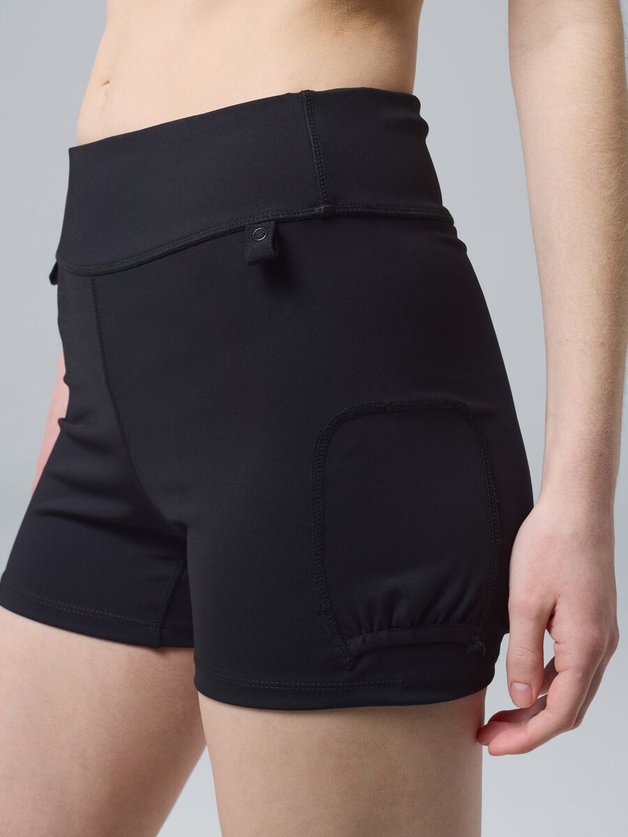Schwarze plissierte Sportshorts ALTAVIA COURT aus Stretchmaterial mit herausnehmbarer Innenhose_3